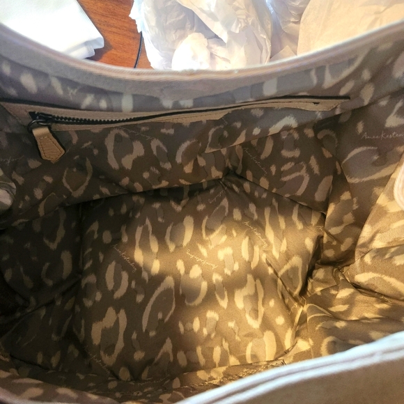 Aimee Kestenberg Leather Expandable Shopper Mystic Metallic Lovers Lane Bag - Picture 11 of 16